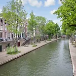 De Verrassing Aan De Werf